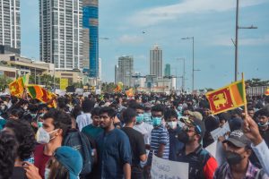 මම පාදඩ නිර්ධන පන්තියේ මිනිහෙක්.....