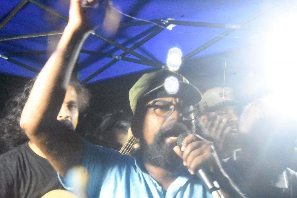ගාලුමෝදර සටන ලසන්තලා ,ප්‍රගිත්ලා සිවරාම්ලා , නිමලරාජන්ලා සහ පෝද්දලලා එක්වෙති .