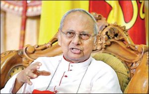 මැල්කම් රංජිත් කාදිනල් හිමිපාණෝ පාස්කු වින්දිතයන් සමඟ රෝමයට