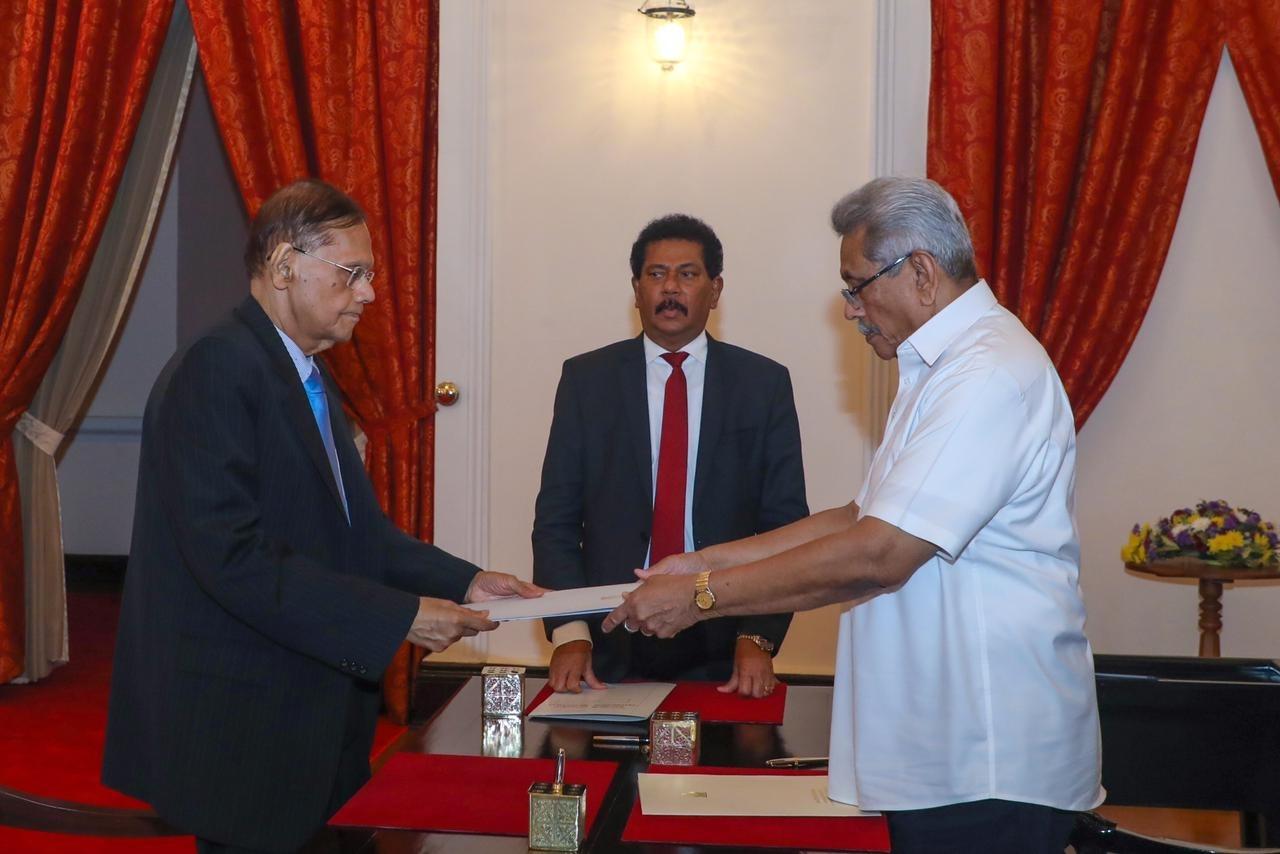 නව කැබිනට් මණ්ඩලයට අමාත්‍යවරු 18 ක්.