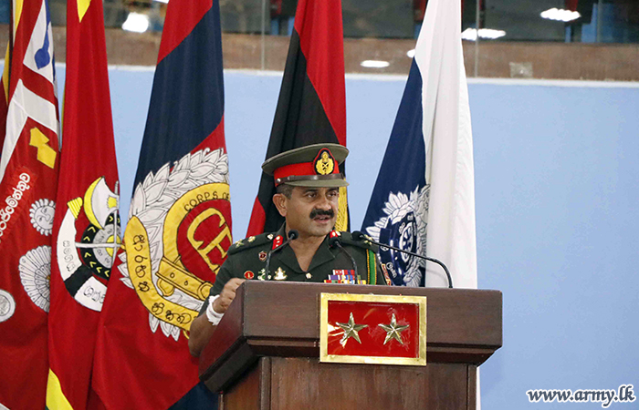 මේජර් ජනරාල් ශවේන්දා සිල්වා විශ්‍රාම ගන්වා යුදහමුදාපති තනතුරට මේජර් ජනරාල් විකුම් ලියනගේ පත් කරයි.