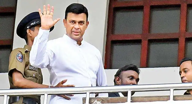 රන්ජන් රාමනායක නිදහස් කරන්නැයි කලාකරුවෝ ඉල්ලති.