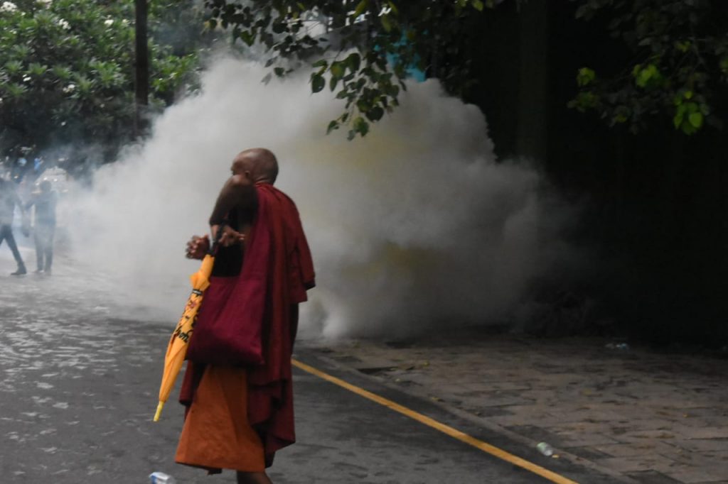 හොරු රකින ඩිල් දේශපාලනය තවත් එපා