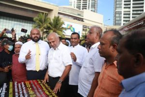 People's petition to unite north and south to Colombo