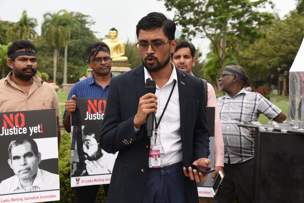 ධනපති ආණ්ඩු ඝාතනය කළ මාධ්‍යවේදීන් සමරති !