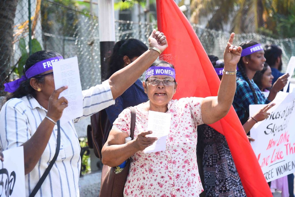 ක්රම වෙනසකට අලුත් පාරක් , නොනිමි අරගලයට කාන්තා බලයක් ක්රම වෙනසකට අලුත් පාරක් , නොනිමි අරගලයට කාන්තා බලයක්