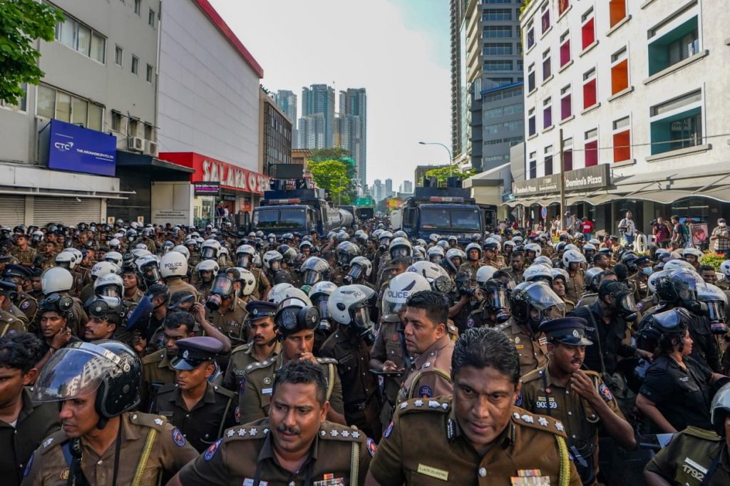 ආණ්ඩුවේ ප්‍රහාර හමුවේ සටන් වැදීම හැර කම්කරු, පිඩිතයන්ට වෙනත් මාවතක් ඇත්තේ නැත -කොක්‍රික