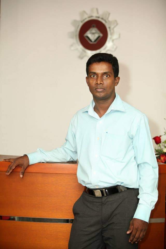 තරාතිරම නොබලා සමන්ත ප්රීති කුමාරගේ ඝාතකයන් වහා අත්අඩංගුවට ගන්න -මාලිගාකන්ද මහේස්ත්රාත් තරාතිරම නොබලා සමන්ත ප්රීති කුමාරගේ ඝාතකයන් වහා අත්අඩංගුවට ගන්න -මාලිගාකන්ද මහේස්ත්රාත්