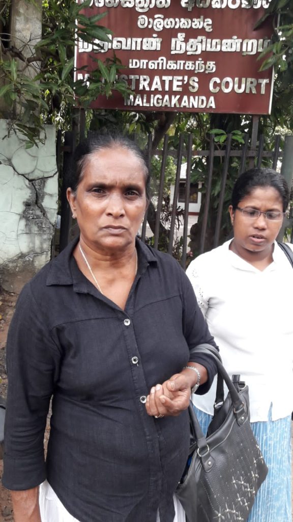 තරාතිරම නොබලා සමන්ත ප්රීති කුමාරගේ ඝාතකයන් වහා අත්අඩංගුවට ගන්න -මාලිගාකන්ද මහේස්ත්රාත් තරාතිරම නොබලා සමන්ත ප්රීති කුමාරගේ ඝාතකයන් වහා අත්අඩංගුවට ගන්න -මාලිගාකන්ද මහේස්ත්රාත්