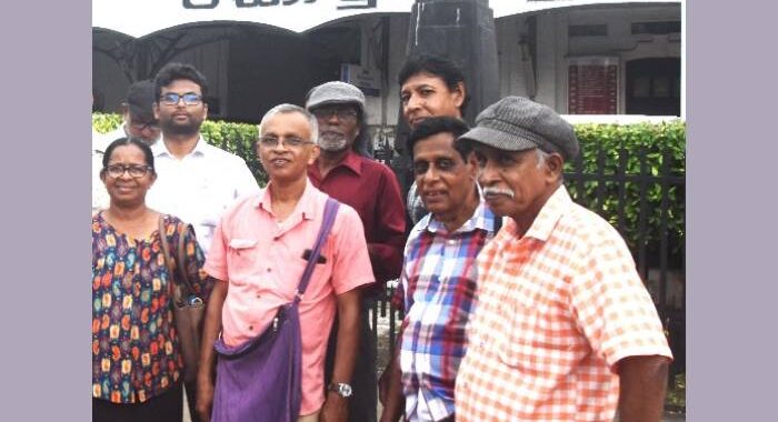 අසූ එක් වන උපන් දිනය සමරන අයිවන් වීරසේකර සහෝදරයා: ට්‍රොට්ස්කිවාදය ආරක්ෂා කළ ආදර්ශමත් සටන්කරුවෙක්