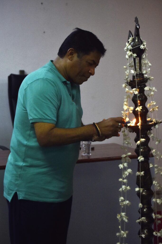 ක්රීඩා අමාත්යංශය යටතේ පුහුුුුනුව ලැබු සම්බාහන චිකිත්සකයන්ට NVQ සහතික පත්ර පිරිනමයි ක්රීඩා අමාත්යංශය යටතේ පුහුුුුනුව ලැබු සම්බාහන චිකිත්සකයන්ට NVQ සහතික පත්ර පිරිනමයි