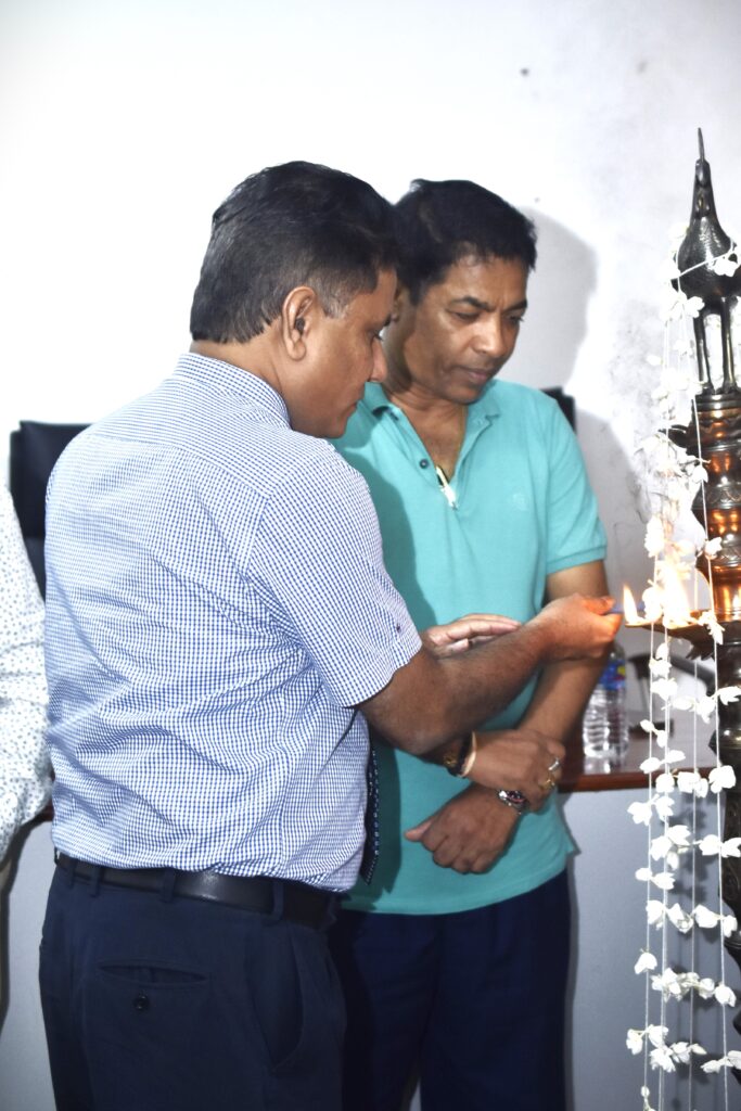 ක්රීඩා අමාත්යංශය යටතේ පුහුුුුනුව ලැබු සම්බාහන චිකිත්සකයන්ට NVQ සහතික පත්ර පිරිනමයි ක්රීඩා අමාත්යංශය යටතේ පුහුුුුනුව ලැබු සම්බාහන චිකිත්සකයන්ට NVQ සහතික පත්ර පිරිනමයි