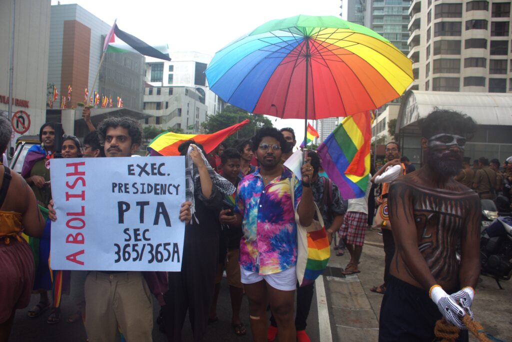 ලංකාවේ සමසිරි ප්රජාව වරණවත් පාගමනකින් ජාත්යන්තර දිනය සමරති ලංකාවේ සමසිරි ප්රජාව වරණවත් පාගමනකින් ජාත්යන්තර දිනය සමරති