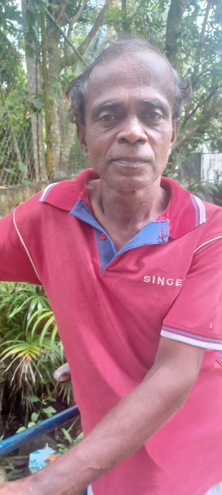 සිංගර් කොම්පැණියට අවුරුදු 20 ක් කැඹුරු සේවකයාව බලෙන් විශ්රාම ගන්වලා සිංගර් කොම්පැණියට අවුරුදු 20 ක් කැඹුරු සේවකයාව බලෙන් විශ්රාම ගන්වලා