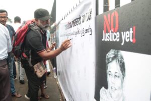 ලංකා ස්කයි නිව්ස් වෙබ් අඩවියේ කර්තෘ ශාන්ත විජේසුරියට රජයේ ප්‍රව‍ෘත්තී සාකච්ජා තහනම් කරයි