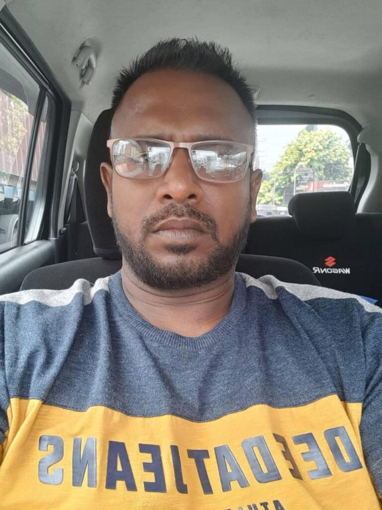 සොත්ති උපාලිගේ පුතෙකු යැයි පෙනී සිටිමින් රාජපක්ෂ රේජිමයේ අපරාධ මෙහෙවන චමිල සුරේක නිදැල්ලේ සොත්ති උපාලිගේ පුතෙකු යැයි පෙනී සිටිමින් රාජපක්ෂ රේජිමයේ අපරාධ මෙහෙවන චමිල සුරේක නිදැල්ලේ