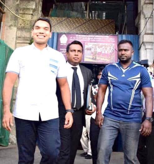 සොත්ති උපාලිගේ පුතෙකු යැයි පෙනී සිටිමින් රාජපක්ෂ රේජිමයේ අපරාධ මෙහෙවන චමිල සුරේක නිදැල්ලේ සොත්ති උපාලිගේ පුතෙකු යැයි පෙනී සිටිමින් රාජපක්ෂ රේජිමයේ අපරාධ මෙහෙවන චමිල සුරේක නිදැල්ලේ