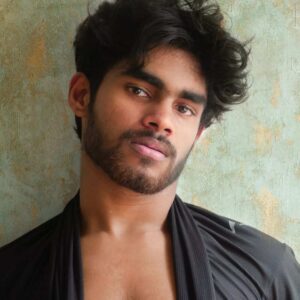 වැලිකඩ පොලිසිය රාජ් කුමාරිට පසු තවත් තරුණයෙකු අමානුෂික ලෙස පහර දී මරා දමයි!