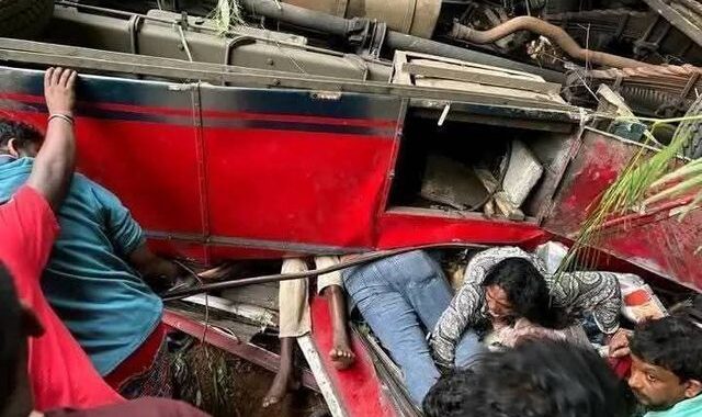 ගැරඩිඇල්ල බස් අනතුර-මානව ජීවිත නොතකන ධනවාදයේ නග්නභාවය හෙලිකරයි