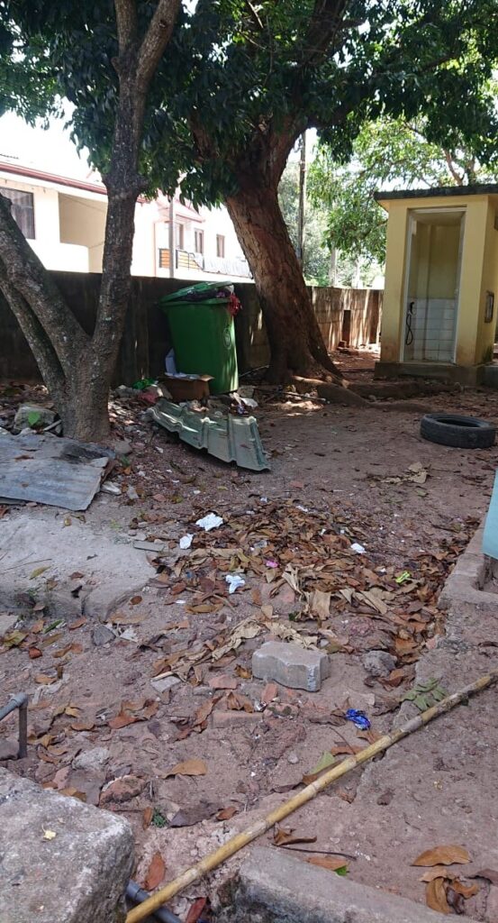 කෝට්ටේ ශාන්ත තෝමස් විද්යාලය පිරිහීමට විදුහල්පති සහ නියෝජ්ය විදුහල්පති වගකිව යුතු බව දෙමව්පියෝ චෝදනා කරති කෝට්ටේ ශාන්ත තෝමස් විද්යාලය පිරිහීමට විදුහල්පති සහ නියෝජ්ය විදුහල්පති වගකිව යුතු බව දෙමව්පියෝ චෝදනා කරති