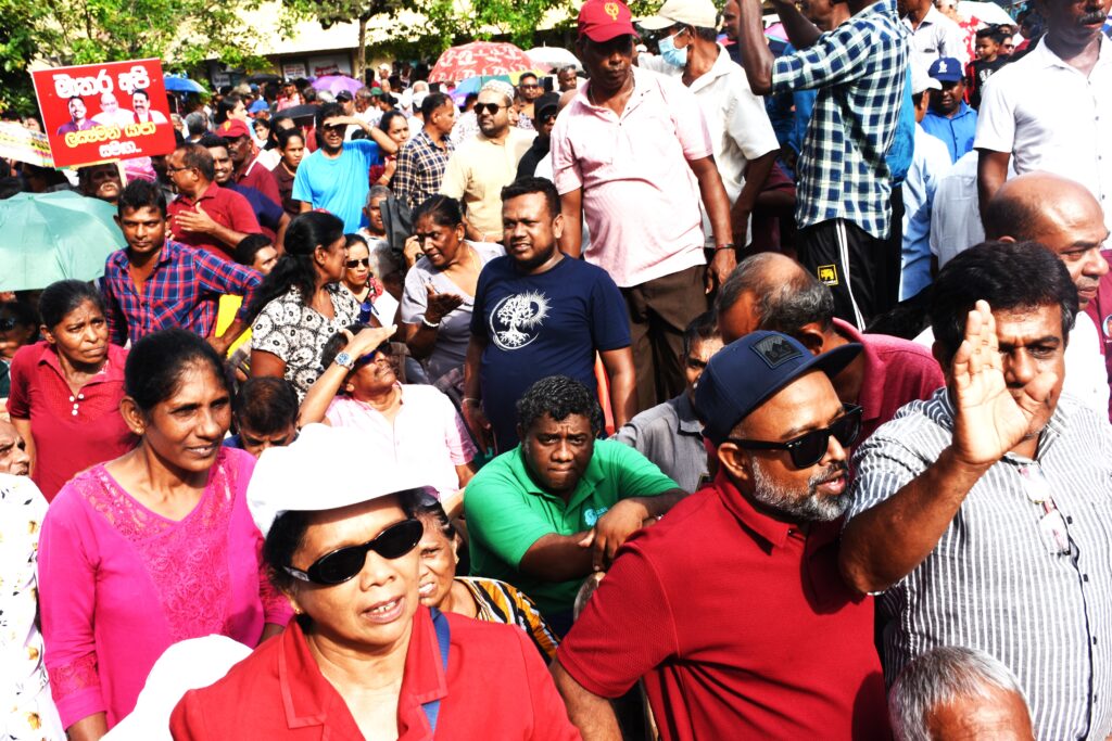 ජනාධිපති අනුර දිසානයක හොරෙක් , පුළුවන් නම් නඩු දමන්නැයි උදය ගම්මන්පිල අභියෝග කරයි !