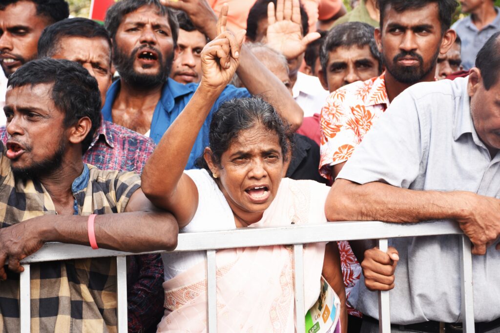 ජනාධිපති අනුර දිසානයක හොරෙක් , පුළුවන් නම් නඩු දමන්නැයි උදය ගම්මන්පිල අභියෝග කරයි !