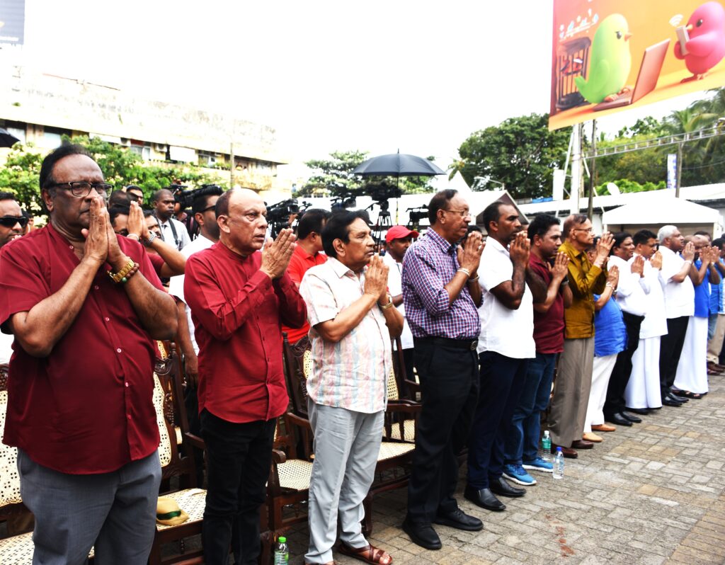 ජනාධිපති අනුර දිසානයක හොරෙක් , පුළුවන් නම් නඩු දමන්නැයි උදය ගම්මන්පිල අභියෝග කරයි !