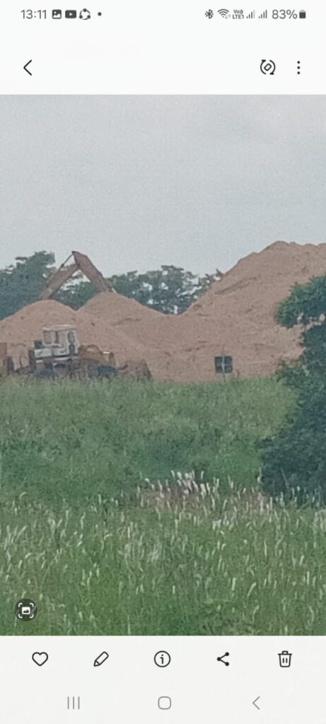 රොන්මඩ ඉවත් කරන මුවාවෙන් වැලි ජාවාරම් කරන ජවිපෙ/ ජාජබයේ ඇමතිවරු