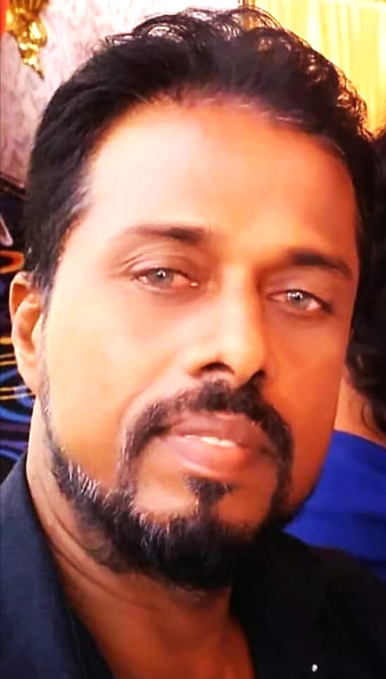 මා දැල් ධීවරයෝ තහනමට එරෙහිව අමාත්‍යංශය ඉදිරිපිට වාඩි ලා ගනී