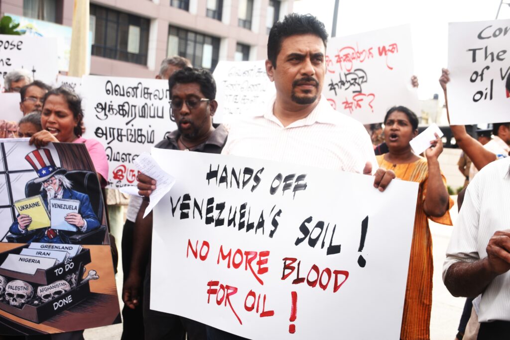 අධිරාජ්‍යවාදී යුද වියරුව පරදවමු !