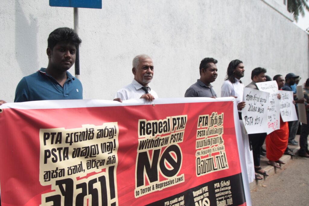 කම්කරු -පීඩිත මහජනයා තලා පෙළන මර්දන අණ පනත් වහා හකුළා ගනු!