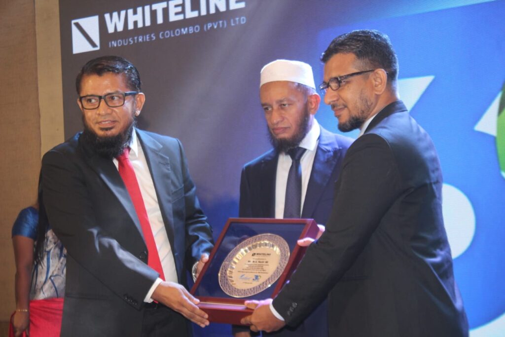 වයිට්ලීන් සමාගම සිය 30 වන සංවත්සරය සමරයි!