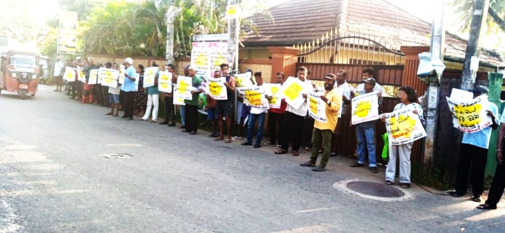 නිදහස් ප්‍රවාහන සේවයක් සදහා සටන් වදිමු! -කැස්බෑබෑ ක්‍රියාකාරී කමිටුව