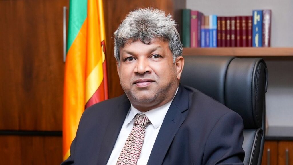 ජවිපෙ/ජාජබ ආන්ඩුව මහජන විරෝධය නොතකා ඉහල අධිකරණ විනිසුරුවරුන්ගේ විශ්‍රාම යාමේ වයස දීර්ඝ කිරීමට පියවර ගනී !