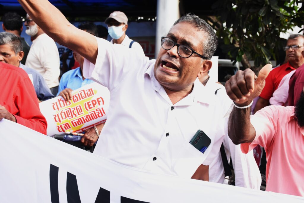 ජාජබ/ජවිපෙ ආණ්ඩුවට 53 හර්තාලය සිහි ගන්වමින් ජනතා ප්රශ්න විසඳන්නැයි වාමාංශීක පක්ෂ බල කරයි ! ජාජබ/ජවිපෙ ආණ්ඩුවට 53 හර්තාලය සිහි ගන්වමින් ජනතා ප්රශ්න විසඳන්නැයි වාමාංශීක පක්ෂ බල කරයි !