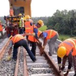 අයිඑම්එෆ් කප්පාදු යටතේ ජවිපෙ/ජාජබ ආන්ඩුව දුම්රිය සේවකයන් 150ක් රැකියාවලින් දොට්ට දමයි